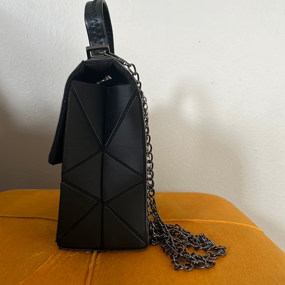 Handbag - Picture 4 of 4